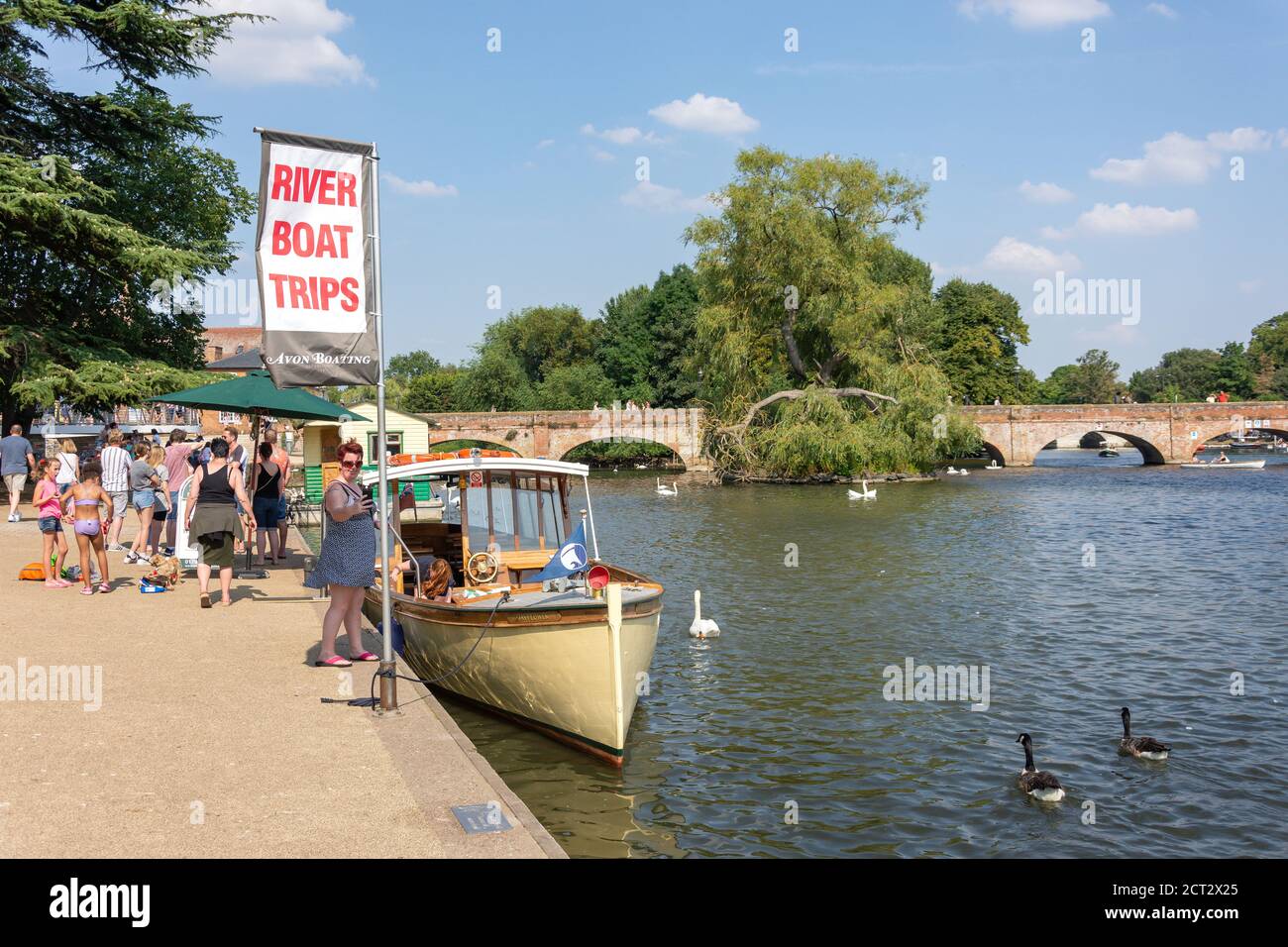 Avon River from Bancroft Gardens, Stratford-upon-Avon, Warwickshire, England, United Kingdom Stock Photo