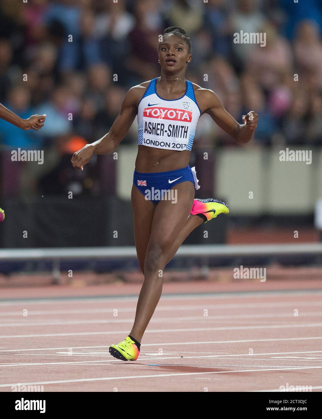 Dina Asher-Smith qualifies for the Womens 200m metre Final   PHOTO CREDIT : © MARK PAIN / ALAMY STOCK PHOTO Stock Photo