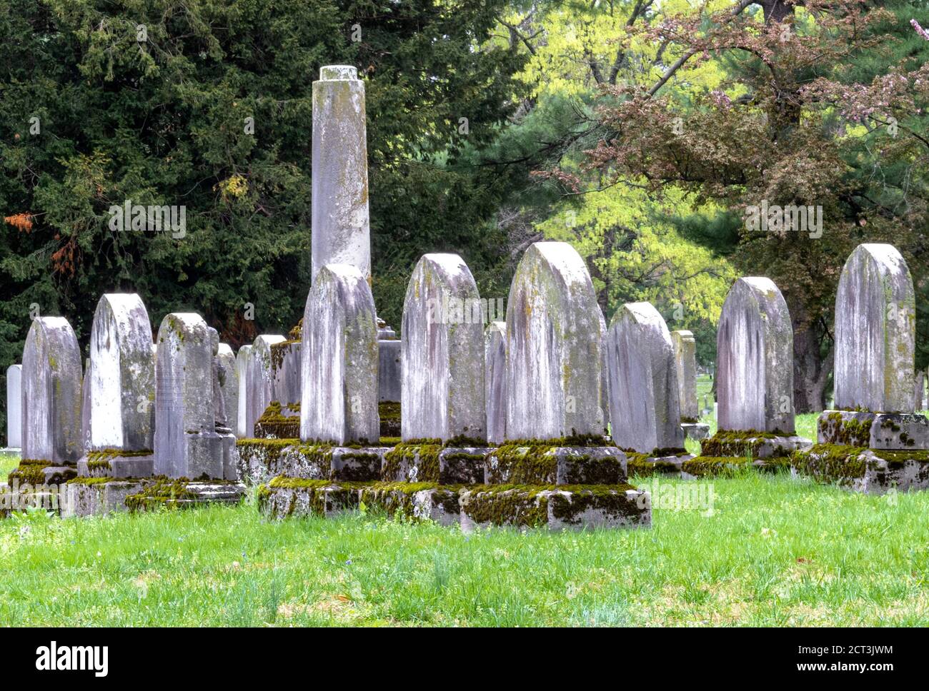 Lines of headstones hires stock photography and images Alamy