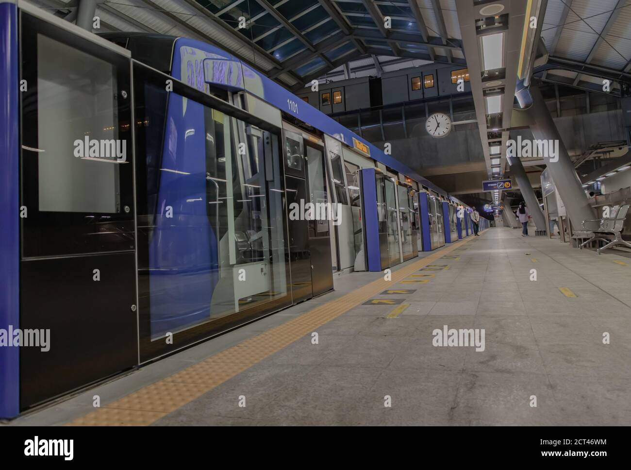 Bangkok Thailand Sep 18 2020 Inside Large Modern Tha Phra Bts Bangkok Thailand Sep 18 2020 Inside Large Modern Tha Phra Bts