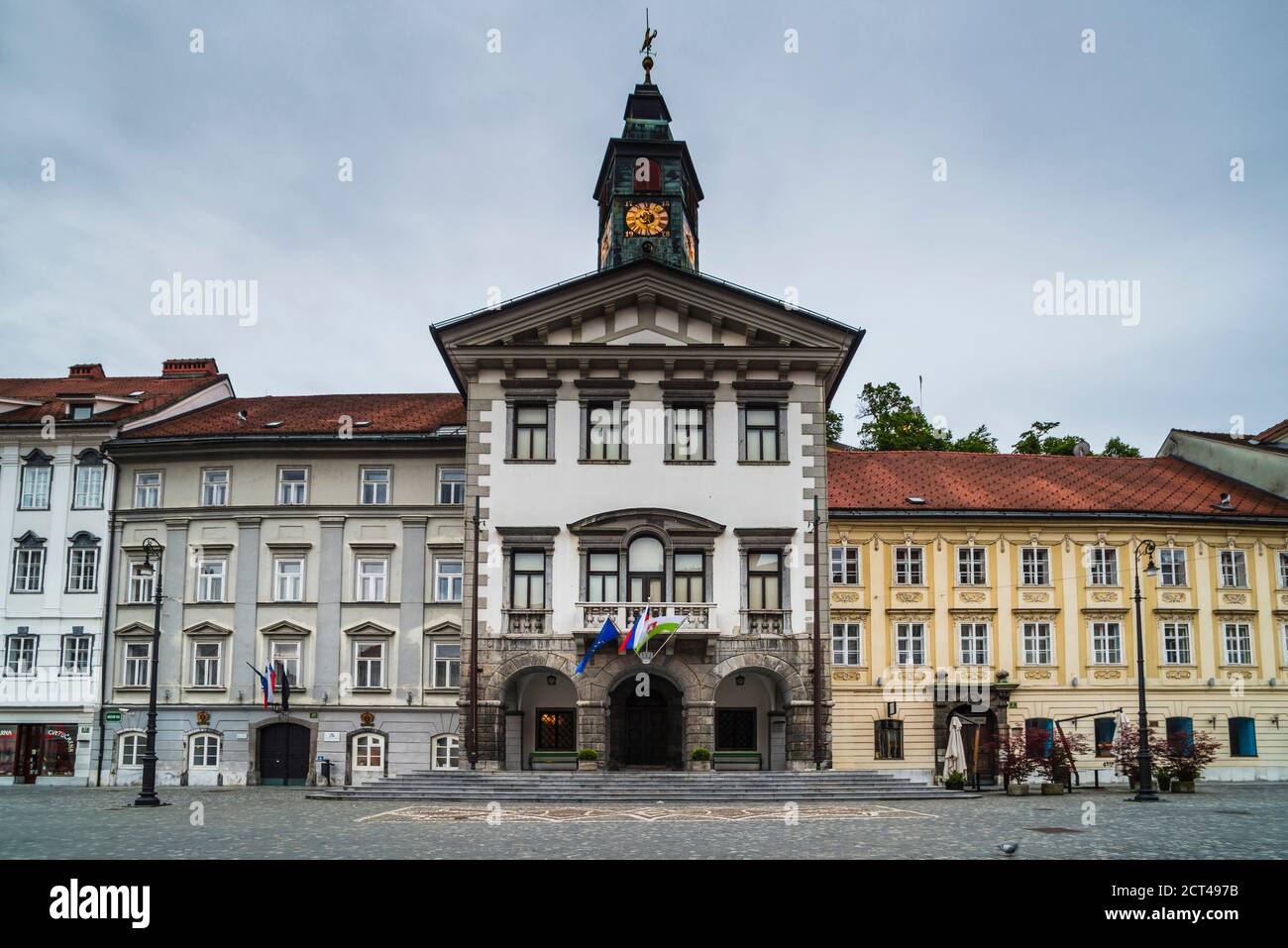 mestni-hisa-hi-res-stock-photography-and-images-alamy