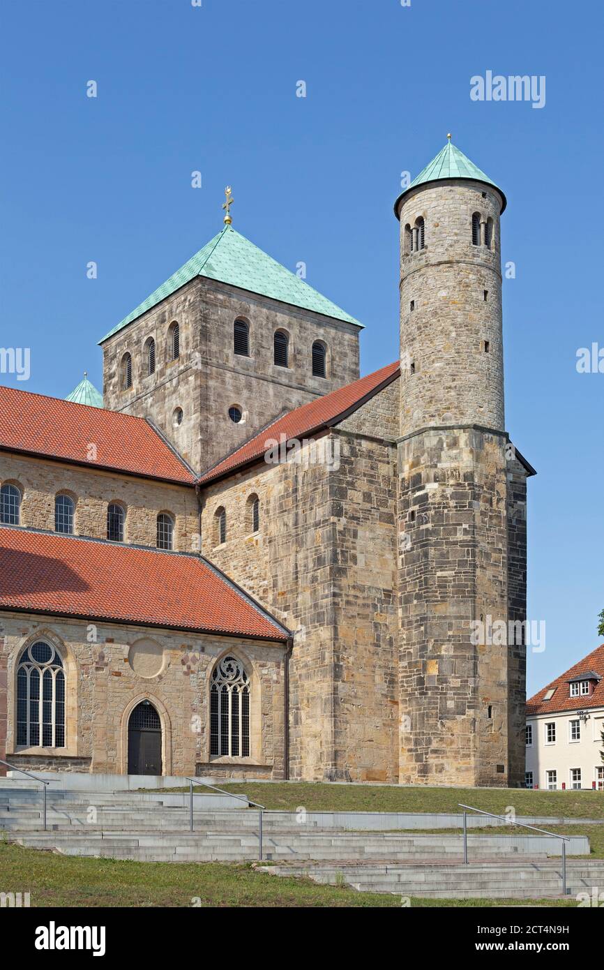 Hildesheim st michael michaeliskirche hi-res stock photography and ...