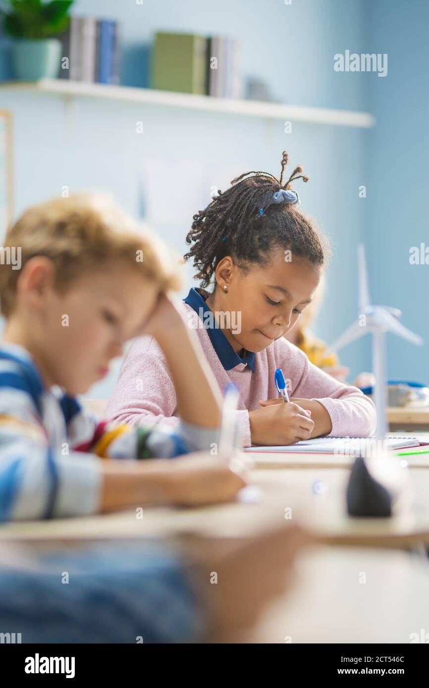 African students class writing hi-res stock photography and images - Alamy