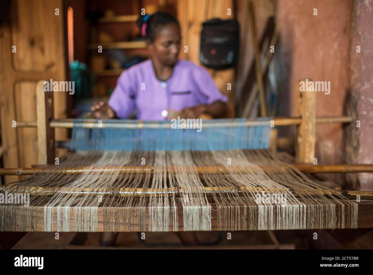 African weaving loom hires stock photography and images Alamy