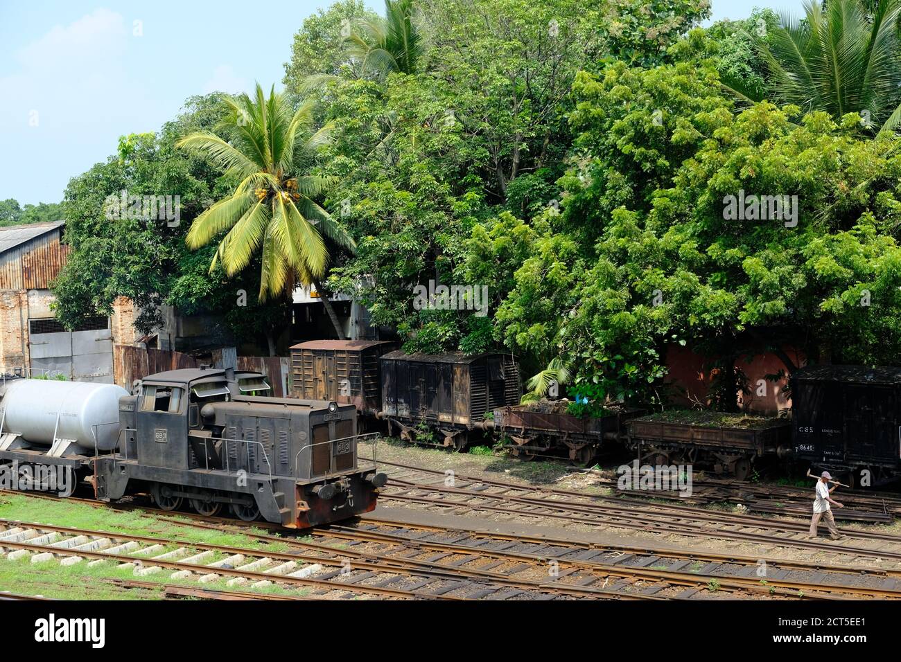 Sri Lanka Colombo - Historical Railway station Stock Photo - Alamy