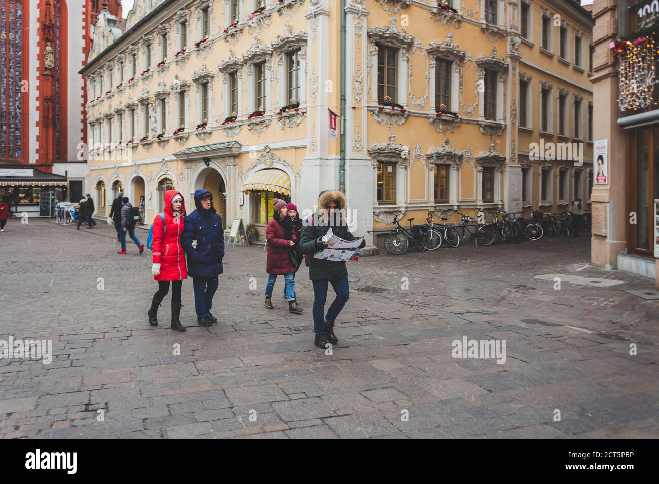 Rococo facades hi-res stock photography and images - Alamy