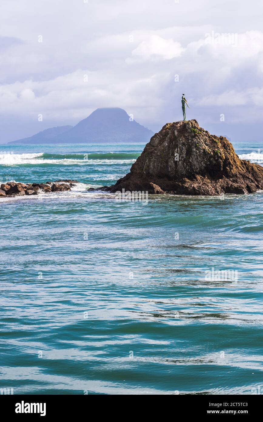 'The Lady on the Rock' remembering the Maori women of Mataatua, Whakatane Bay, Bay of Plenty, North Island, New Zealand Stock Photo