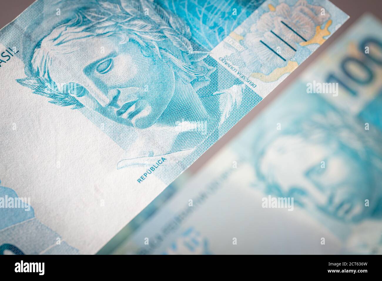 Brazilian paper currency notes hi-res stock photography and images - Alamy