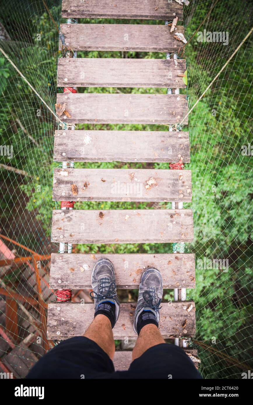 Rope bridge peru hi-res stock photography and images - Alamy