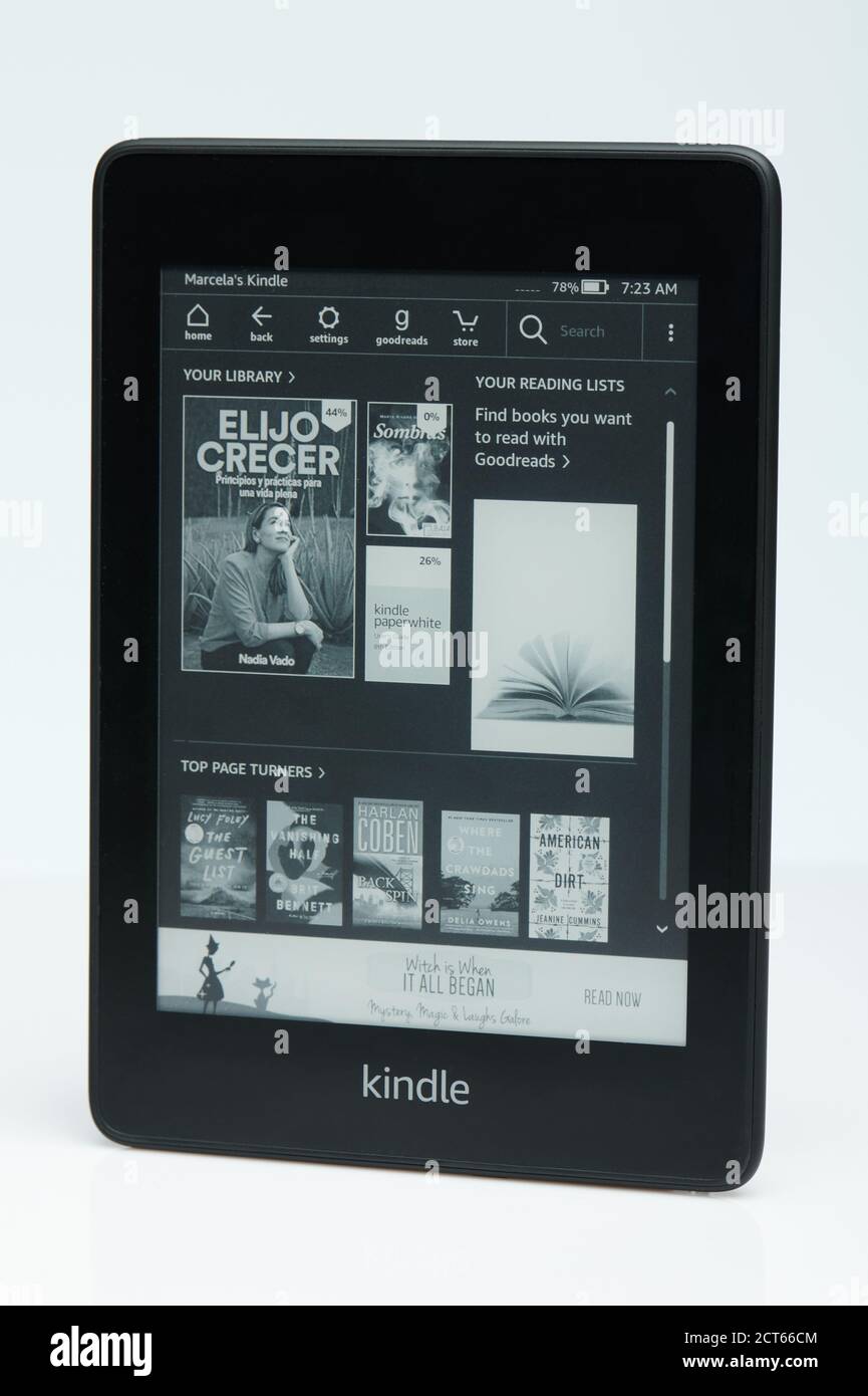 New york, USA - September 15, 2020: Kindle e book reader isometric isolated on white studio background Stock Photo