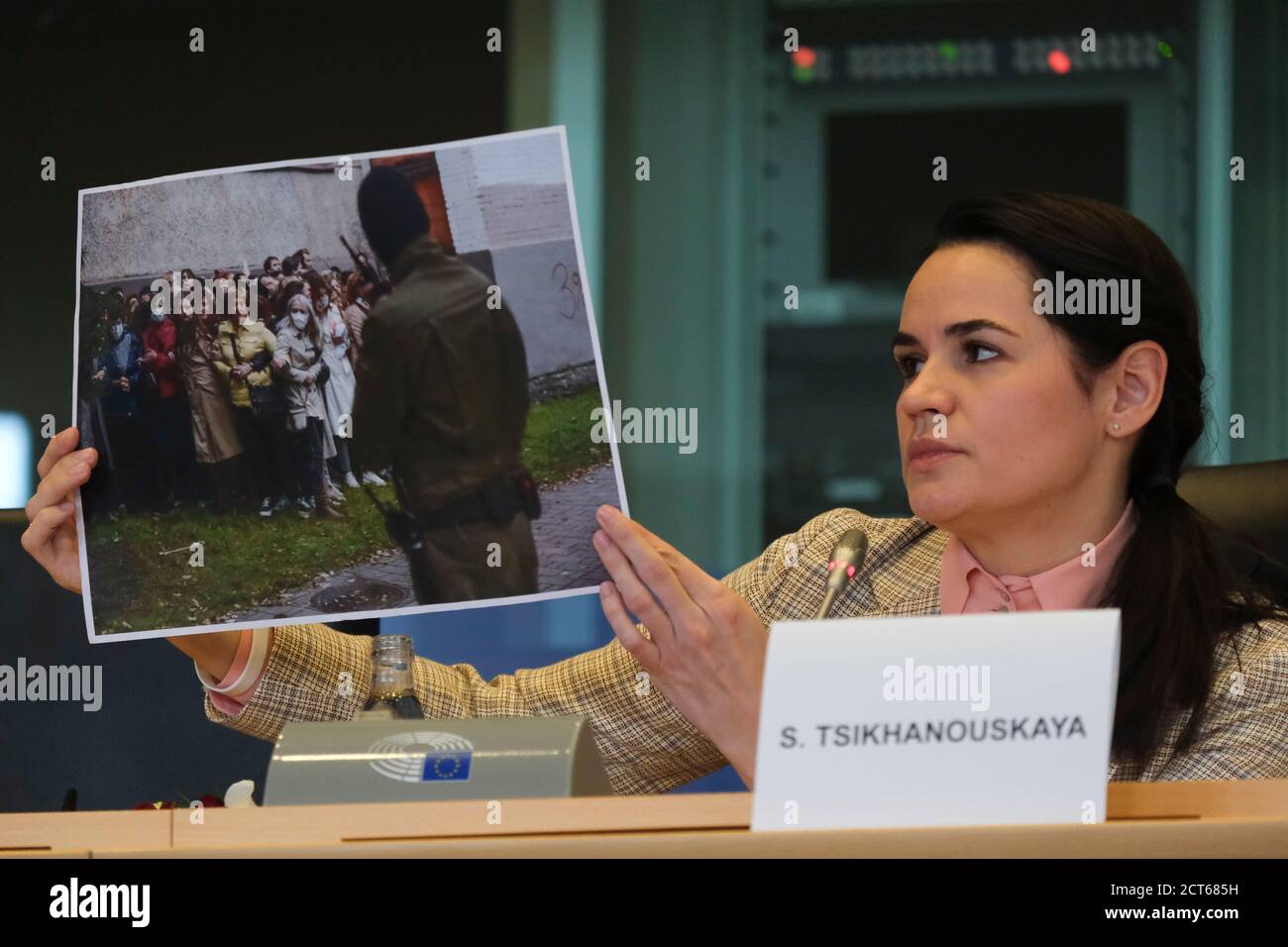 Brussels Belgium 21st Sep 2020 Belarus Opposition Leader Svetlana Tikhanovskaya Holds A Picture As She Addresses Members Of Parliament At The European Parliament Credit Alexandros Michailidis Alamy Live News Stock Photo Alamy