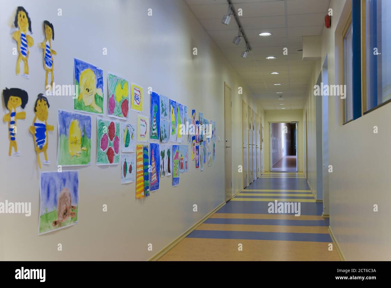 Children's Art Projects on a school corridor wall Stock Photo Alamy