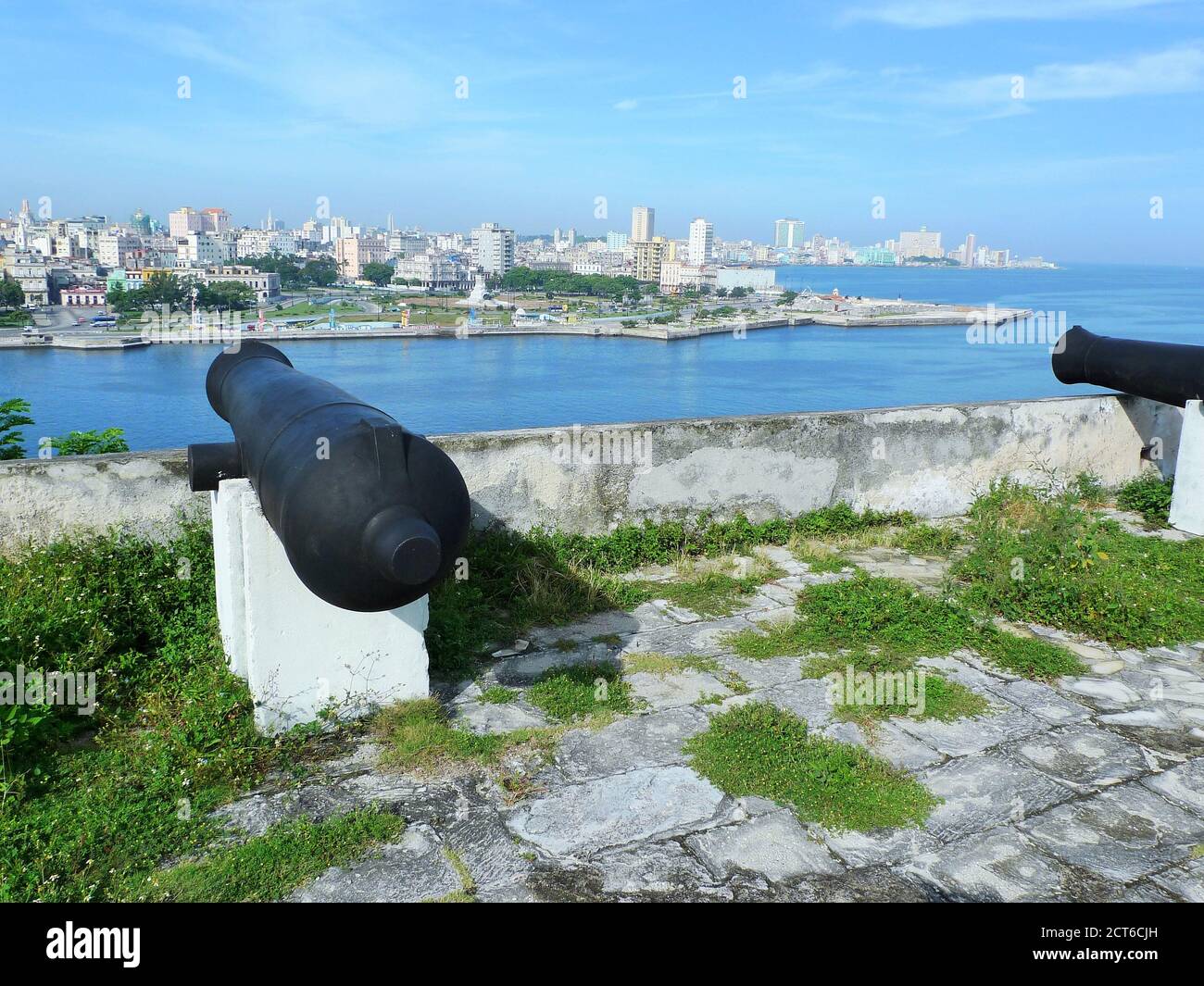 Havana and fortification sites hi-res stock photography and images - Alamy