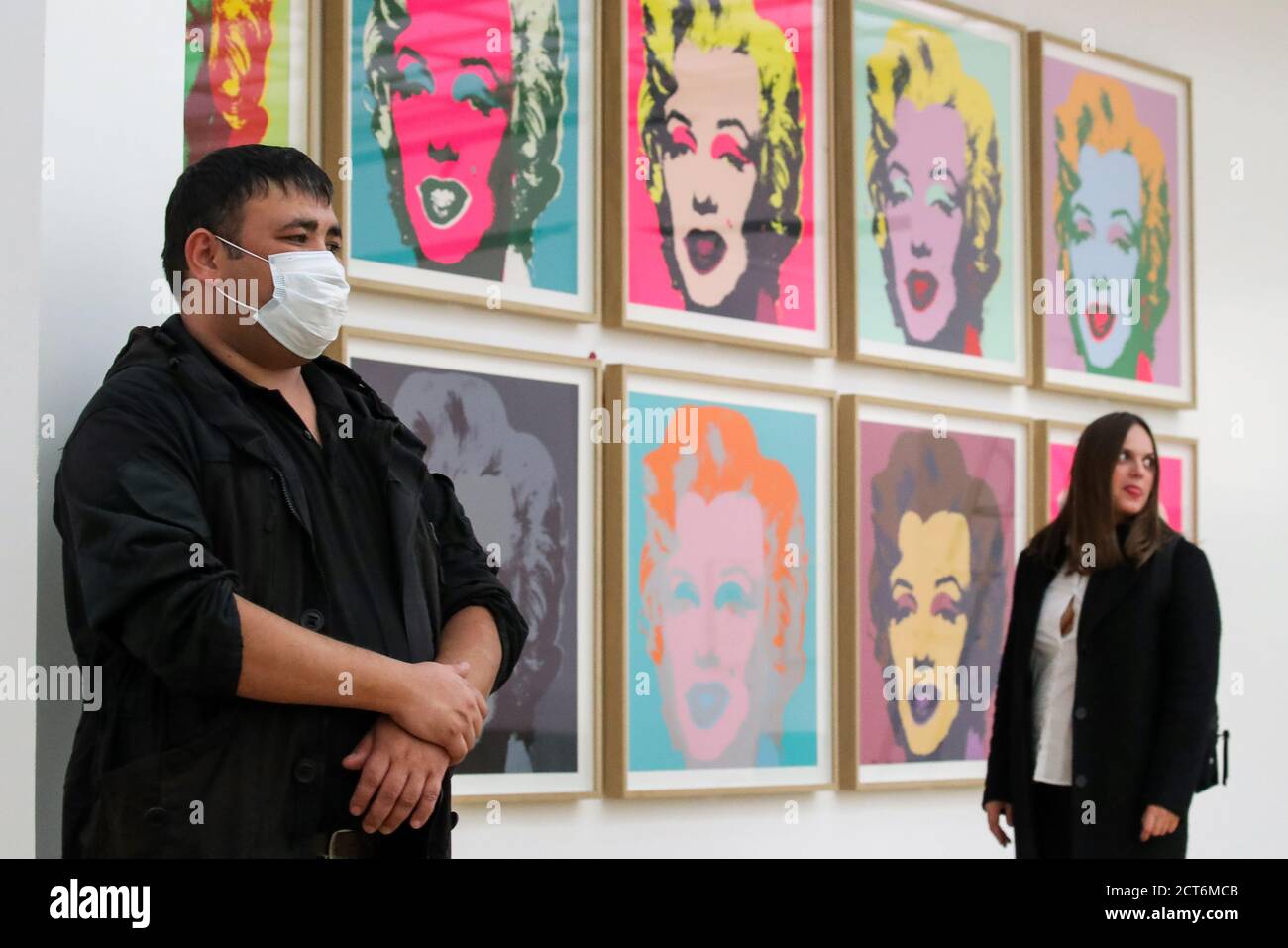 Exhibition Stand Staff High Resolution Stock Photography And Images Alamy
