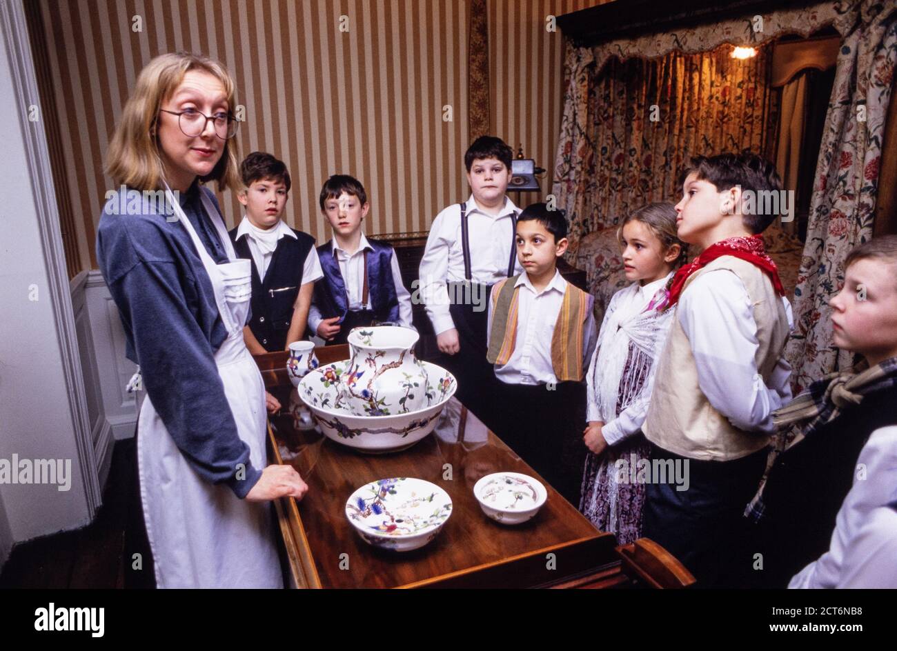 Victorian school children photo hi-res stock photography and images - Alamy
