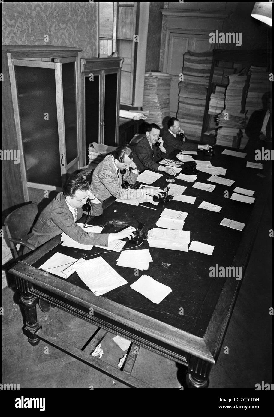 Italy 1946 vote hires stock photography and images Alamy
