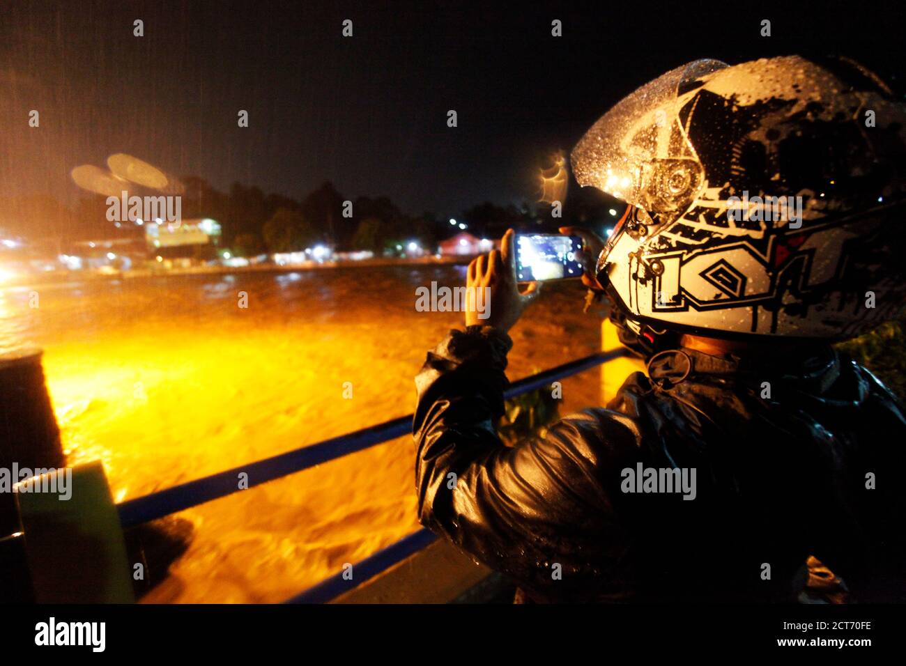 Ciliwung river water level hi-res stock photography and images - Alamy