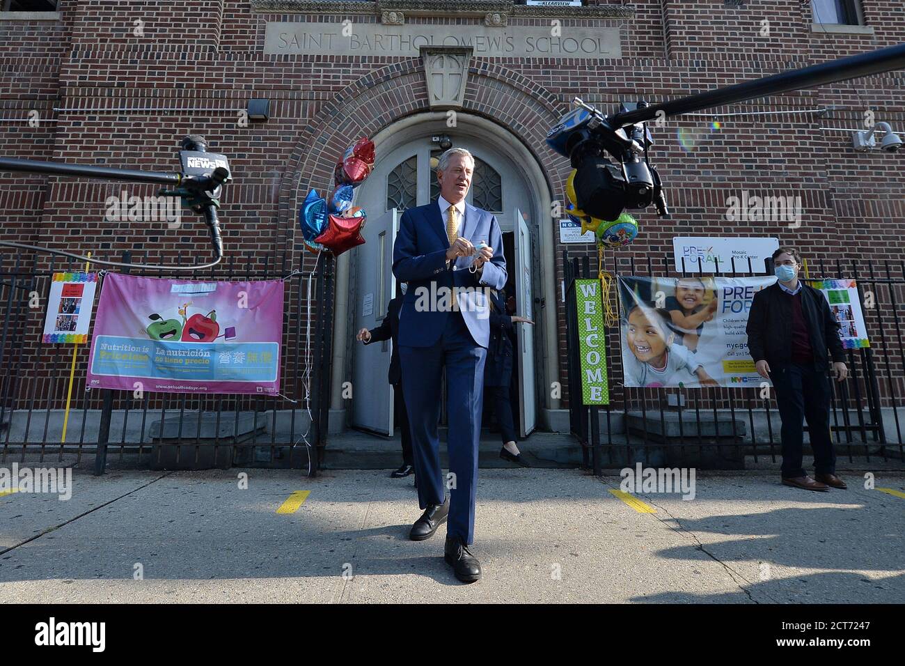 New York City, USA. 21st Sep, 2020. New York City Mayor Bill de Blasio arrives to speak to members of the media at Mosaic Pre-K Center, in the Queens borough of New York, NY, September 21, 2020. In-person learning for 3K, Pre-K and special needs students resumes on September 21, in New York City, and will phase-in the reopening of other grades over the next few weeks. (Anthony Behar/Sipa USA) Credit: Sipa USA/Alamy Live News Stock Photo