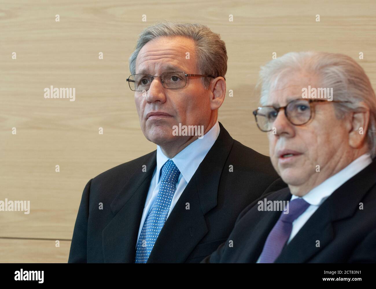 Austin, Texas, USA. 23rd Mar, 2007. Watergate journalists BOB WOODWARD