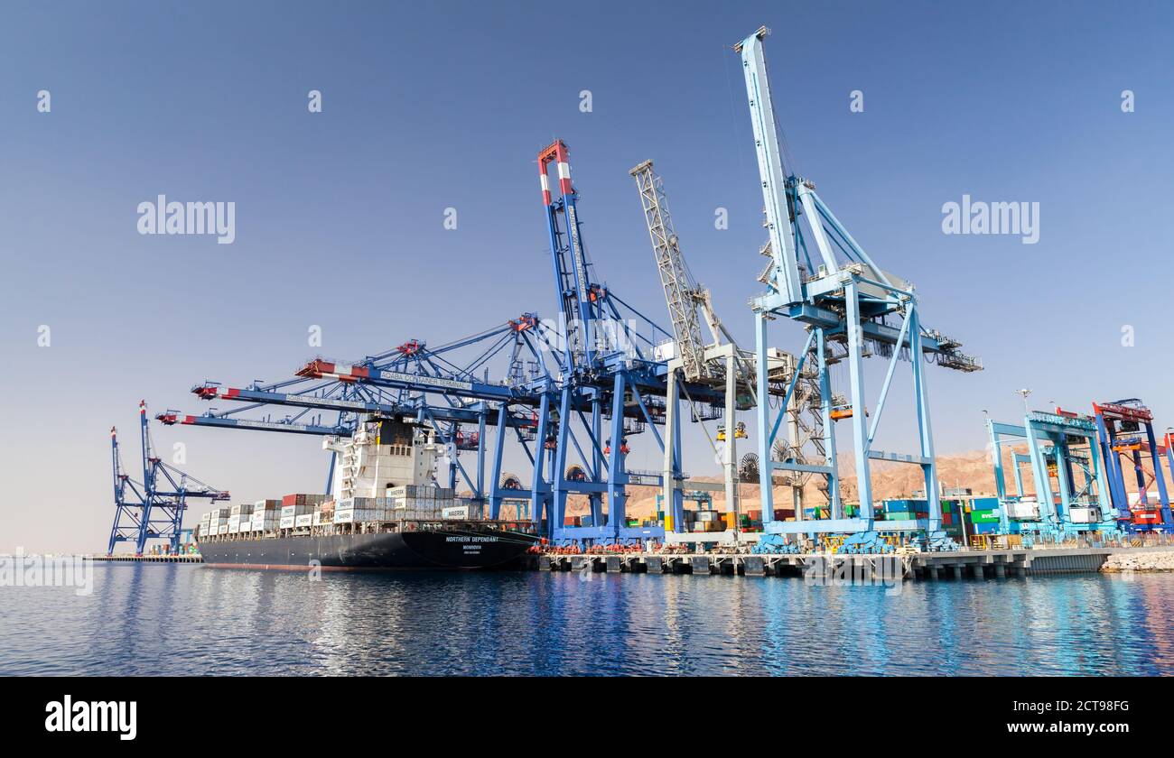 Aqaba, Jordan - May 17, 2018: Gantry cranes of Aqaba container terminal.  Aqaba Bay, Jordan Stock Photo - Alamy