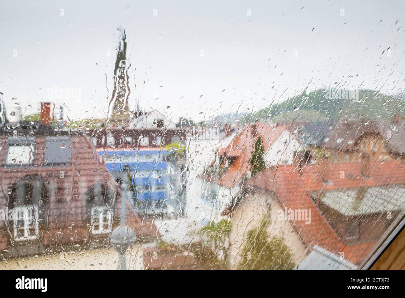 Rainy day window hi-res stock photography and images - Alamy