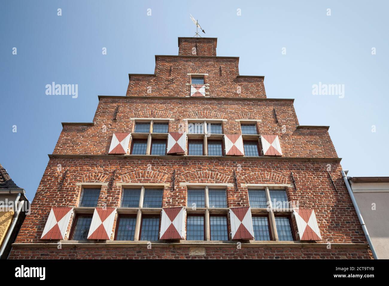 Germany, North Rhine-Westphalia, Xanten, Gothic town house Arme-Maegde-Haus Stock Photo