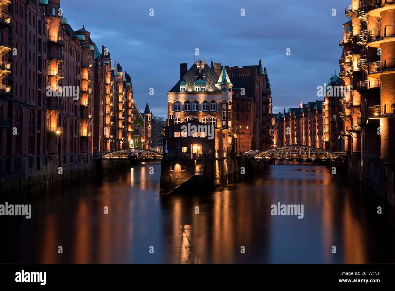 Germany, Hamburg, View of water castle Stock Photo - Alamy