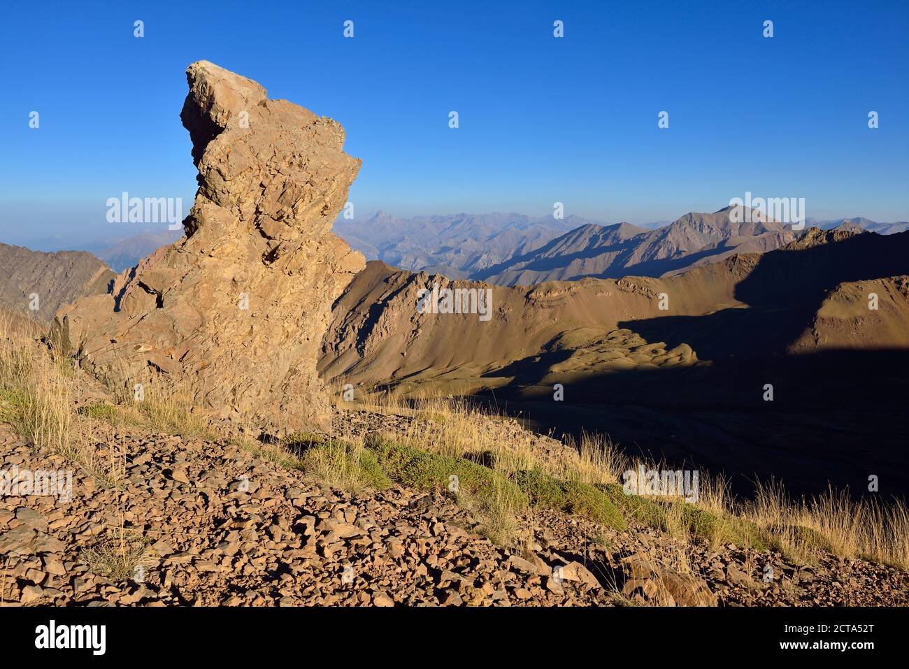 Iran, Mazandaran Province, Alborz mountains, Takht-e Suleyman Massif, Alam Kuh area, Kelardasht, view towards Damavand Stock Photo