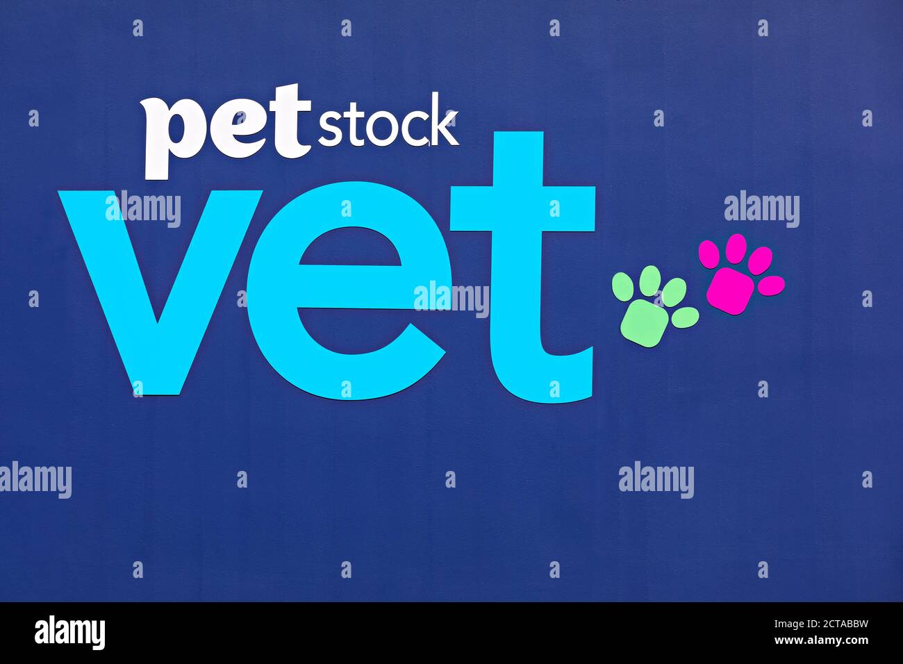Pet supermarket clinic sales