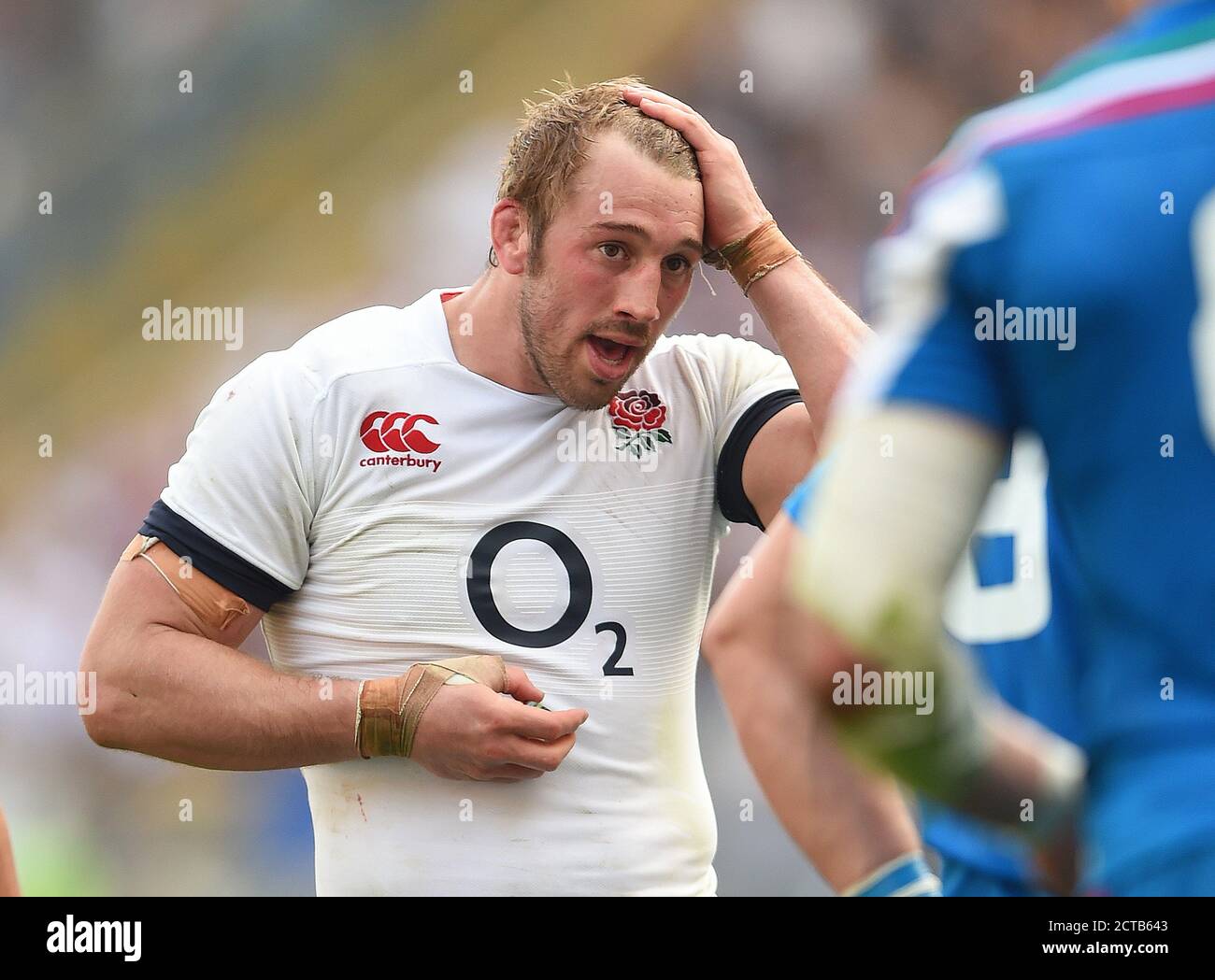 Chris Robshaw   Italy v England. Six Nations Championship   PICTURE CREDIT : © MARK PAIN / ALAMY Stock Photo