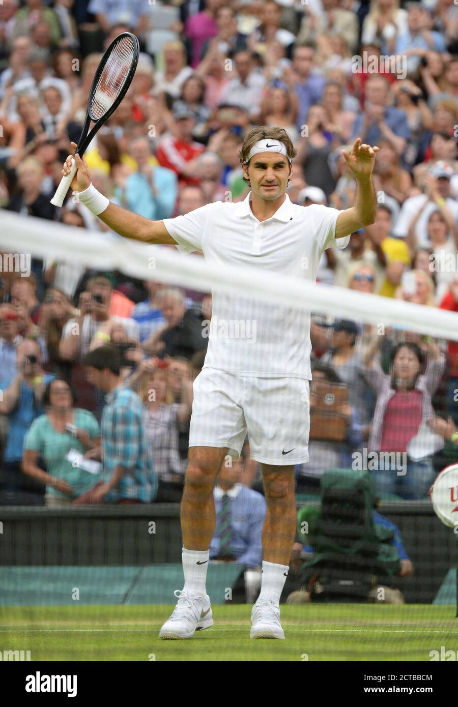 ROGER FEDERER. WIMBLEDON TENNIS CHAMPIONSHIPS 2014. Credit Image:  © Mark Pain / Alamy Stock Photo