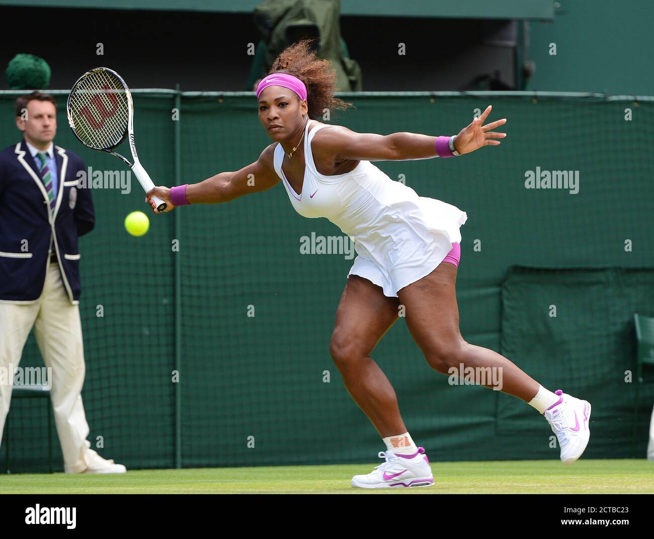 Serena Williams. Wimbledon Tennis Championships 2014.   PHOTO CREDIT : ©  MARK PAIN / ALAMY STOCK PHOTO Stock Photo