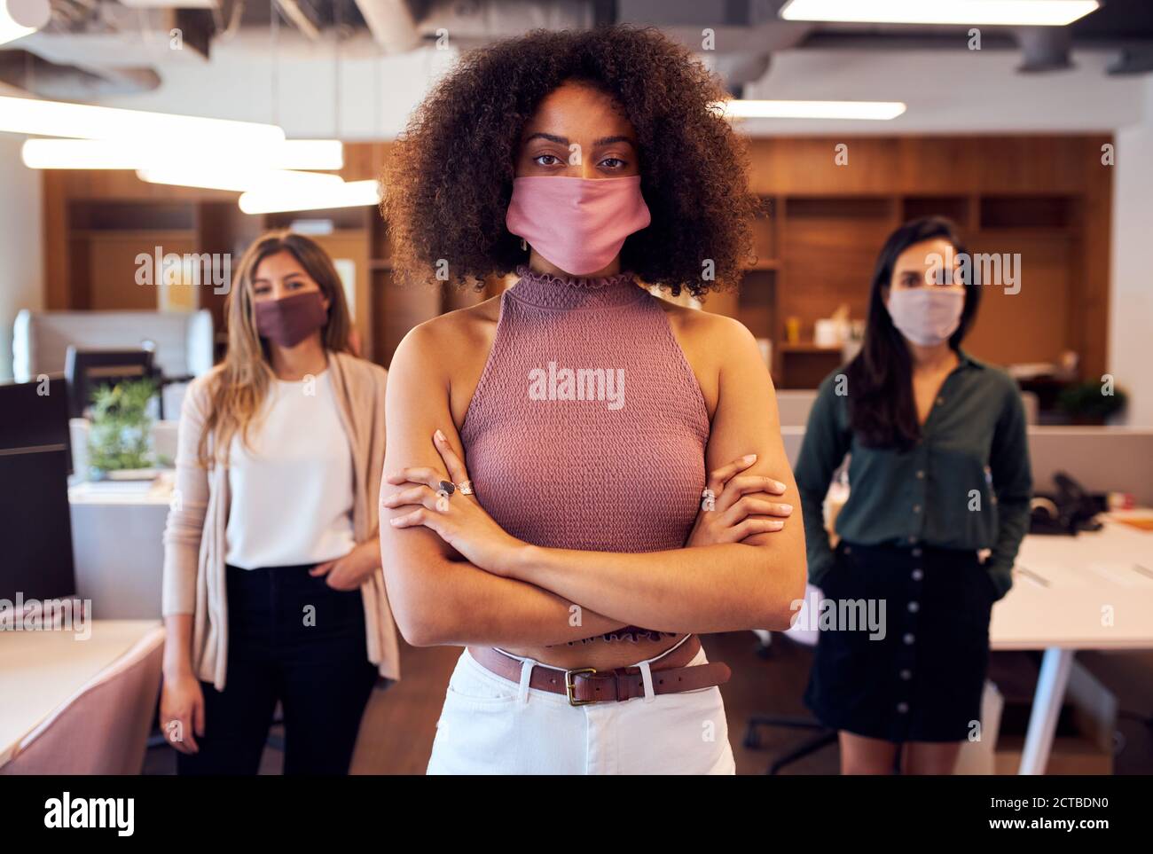 Powerful business woman hi-res stock photography and images - Alamy