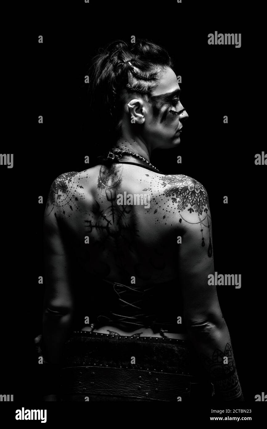 Viking Woman Back High Resolution Stock Photography And Images Alamy