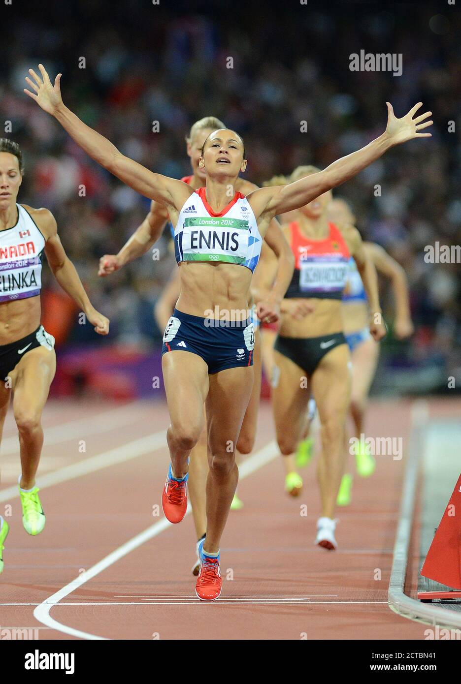 JESSICA ENNIS CELEBRATES WINNING THE GOLD MEDAL  WOMENS HEPTATHLON  LONDON 2012 OLYMPICS  Copyright Picture : Mark Pain  07774 842005 Stock Photo