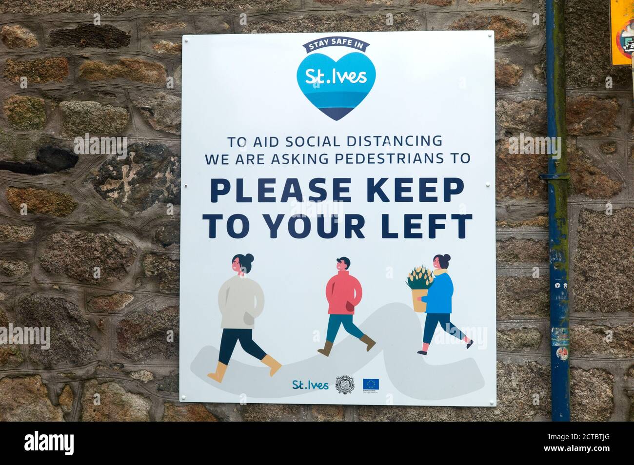 Sign in St Ives, Cornwall, England, to help social distancing in the time of the COVID-19 pandemic Stock Photo