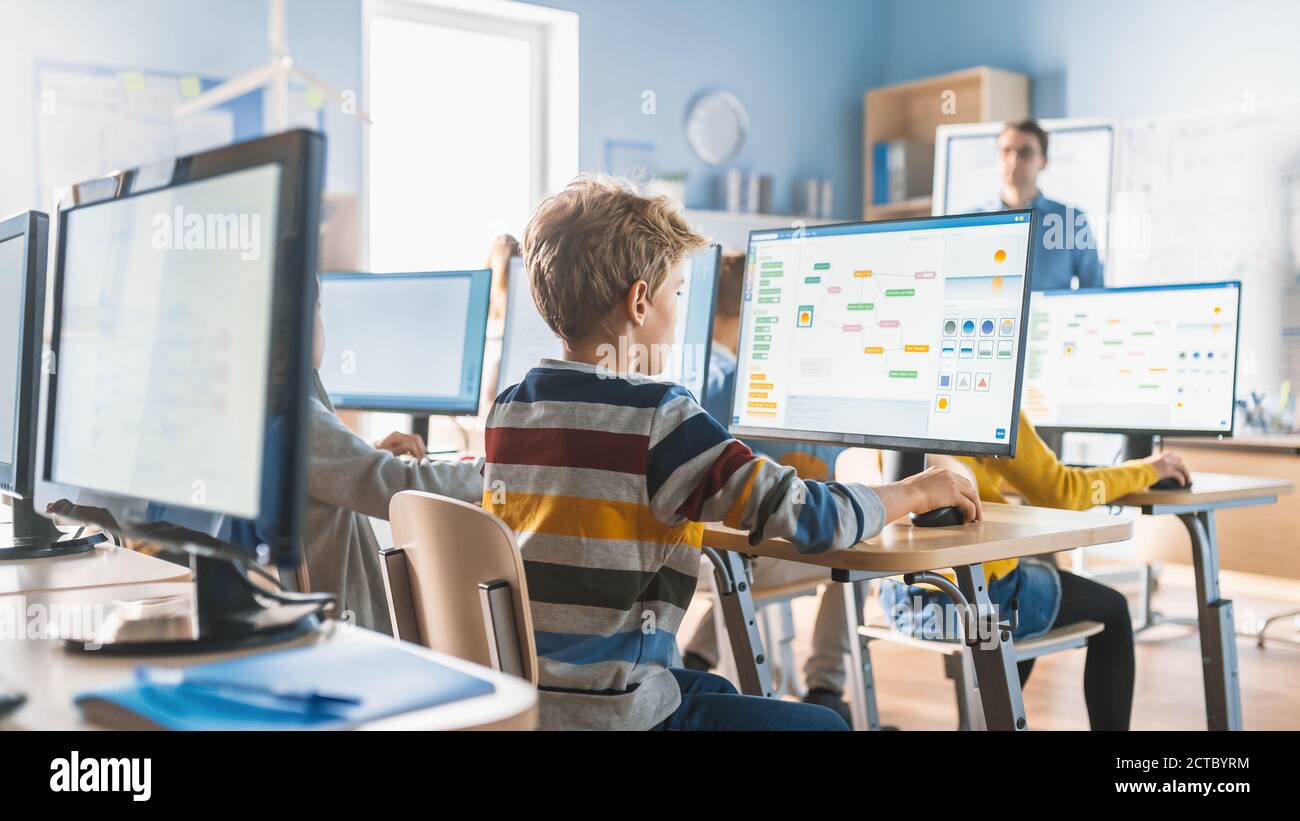 Digital learn hi-res stock photography and images - Alamy