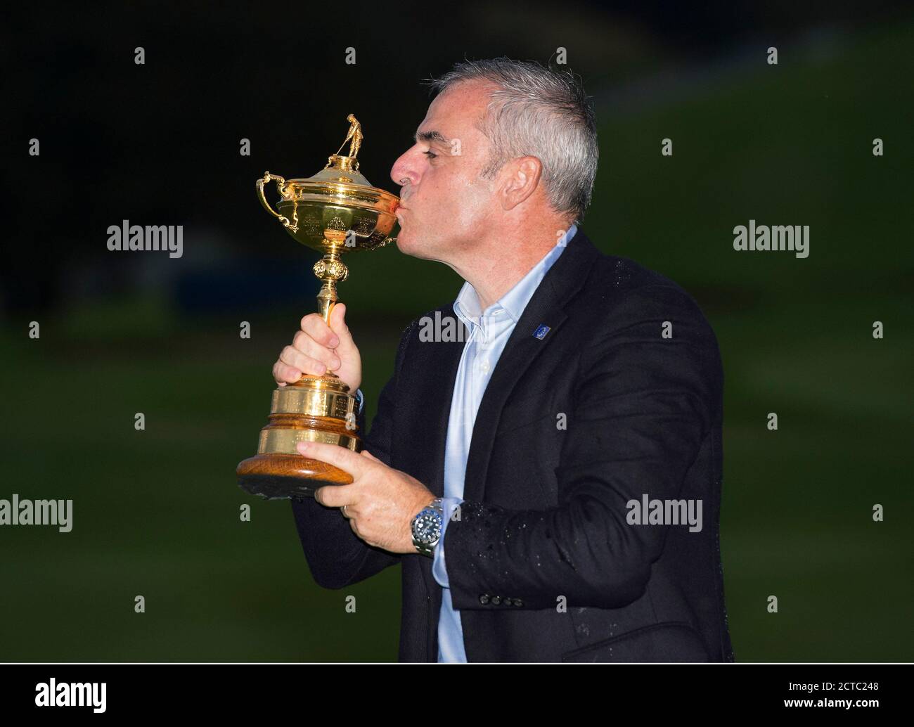 Paul Mcginley kisses the Ryder Cup.  2014 Ryder Cup, Gleneagles. Picture Credit : © MARK PAIN / ALAMY STOCK PHOTO Stock Photo