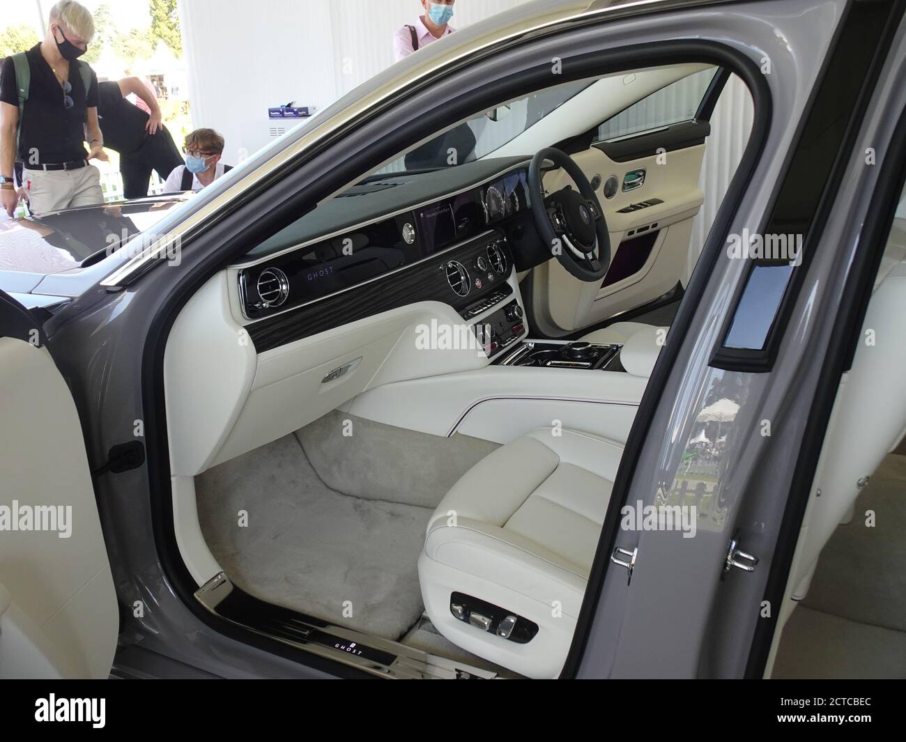 Blenheim Palace, Oxford, UK. 22nd Sep, 2020. Inside cockpit of the new Rolls Royce 'Ghost' launched today At the famous Salon Prive held at Blenheim Palace Credit: Motofoto/Alamy Live News Stock Photo