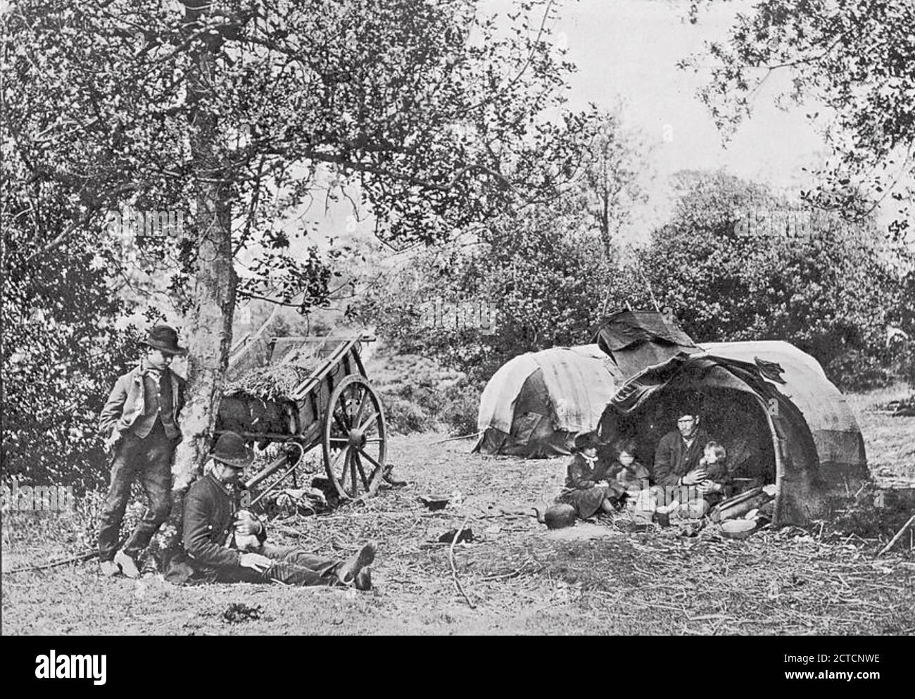 1900s family hi-res stock photography and images - Alamy