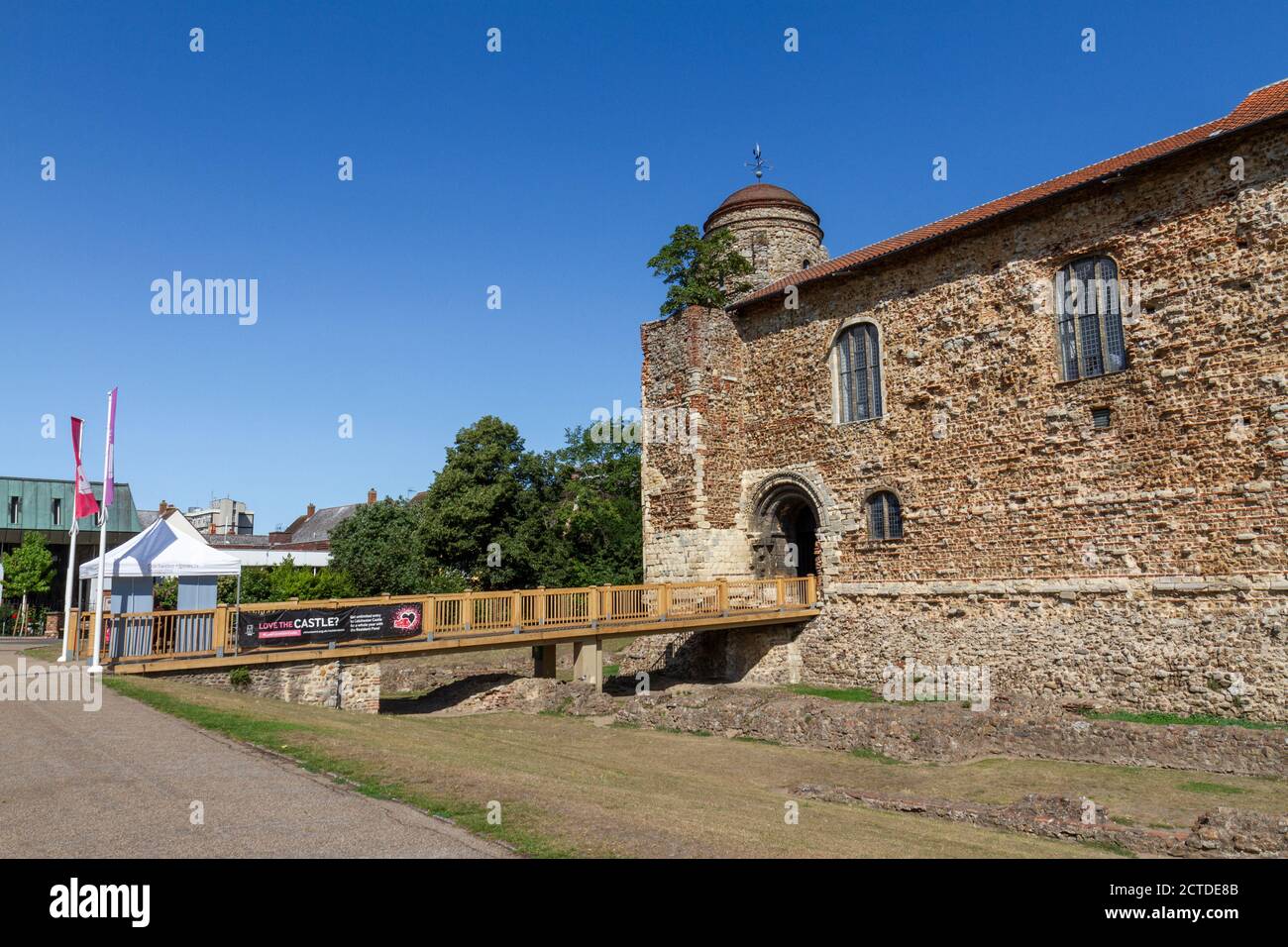 Colchester Castle, a Norman castle in Colchester, Essex, UK Stock Photo ...