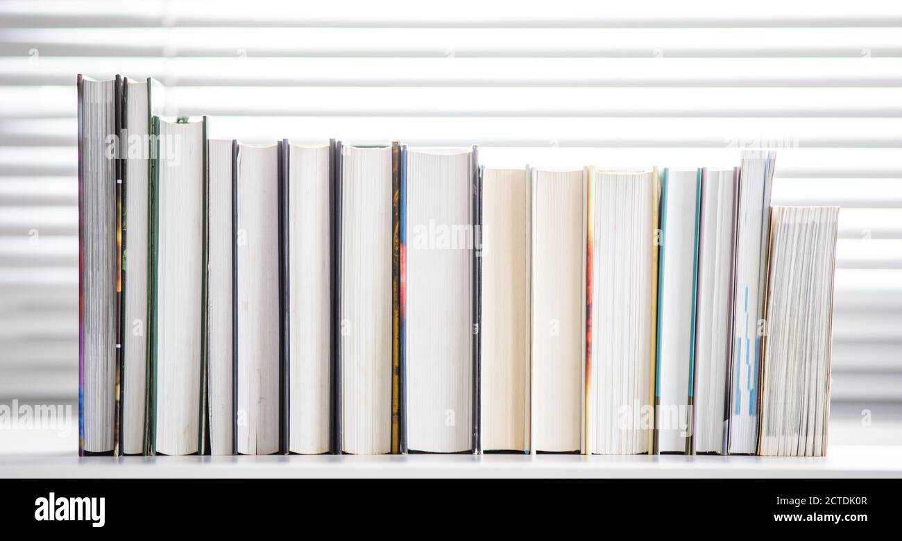 Education vector icon collection hi-res stock photography and images ...