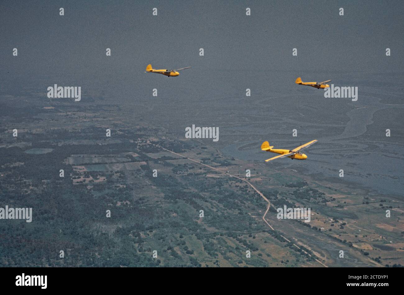 World war ii gliders hi-res stock photography and images - Alamy
