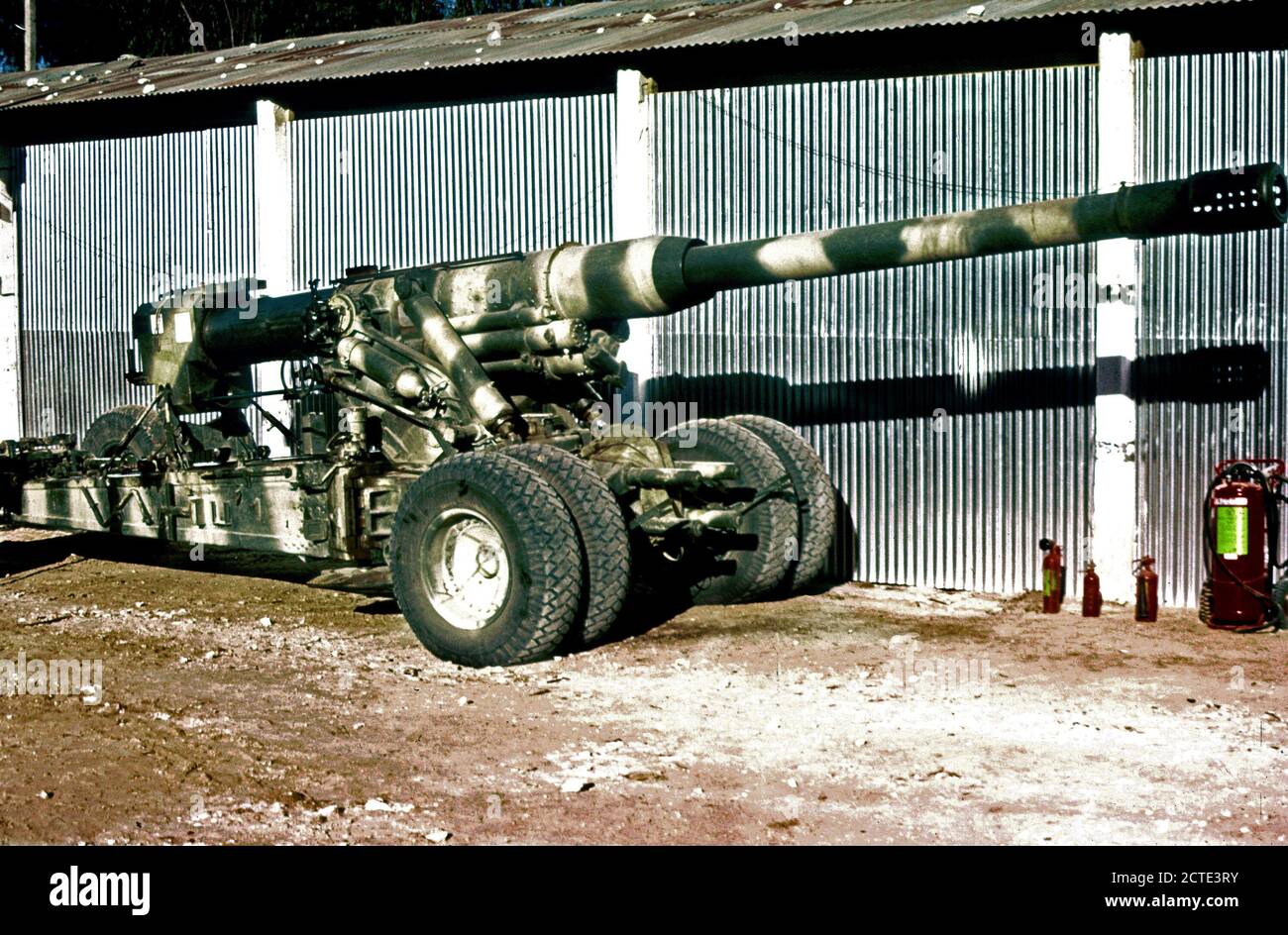 1974 - A right front view of a Soviet-built S-23 180 mm gun. Stock Photo