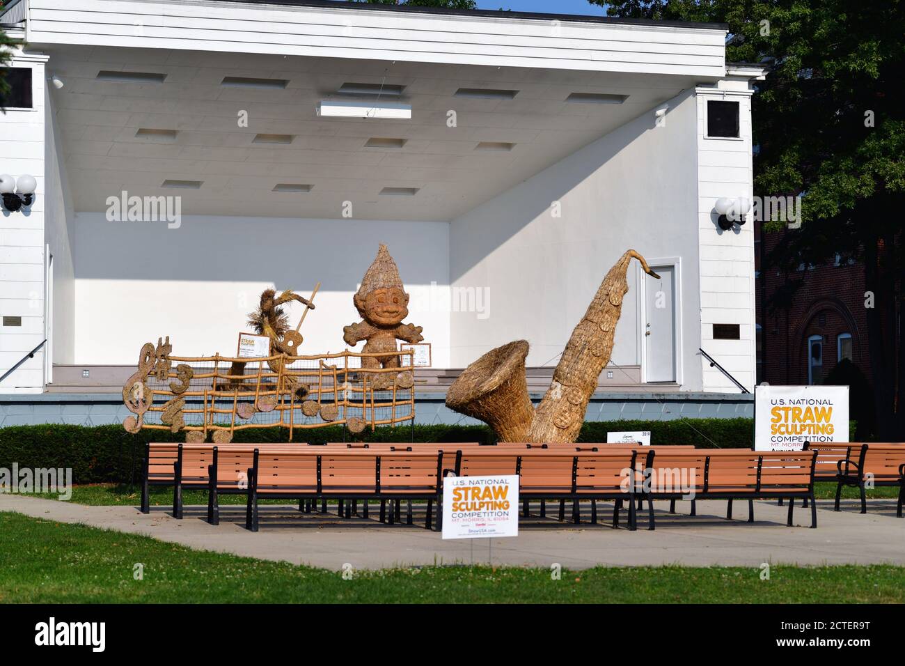 Mt. Morris, Illinois, USA. Entries at the Mt. Morris straw sculpting