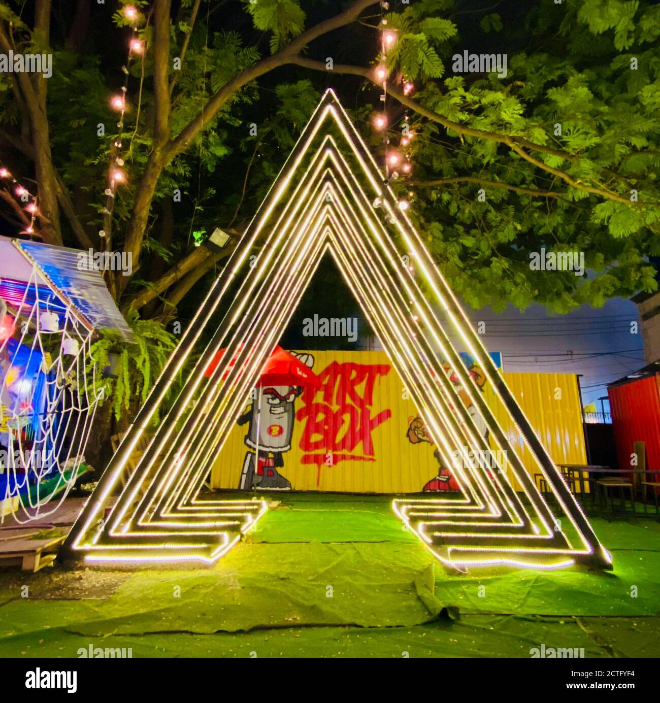Download Art Box High Resolution Stock Photography And Images Alamy