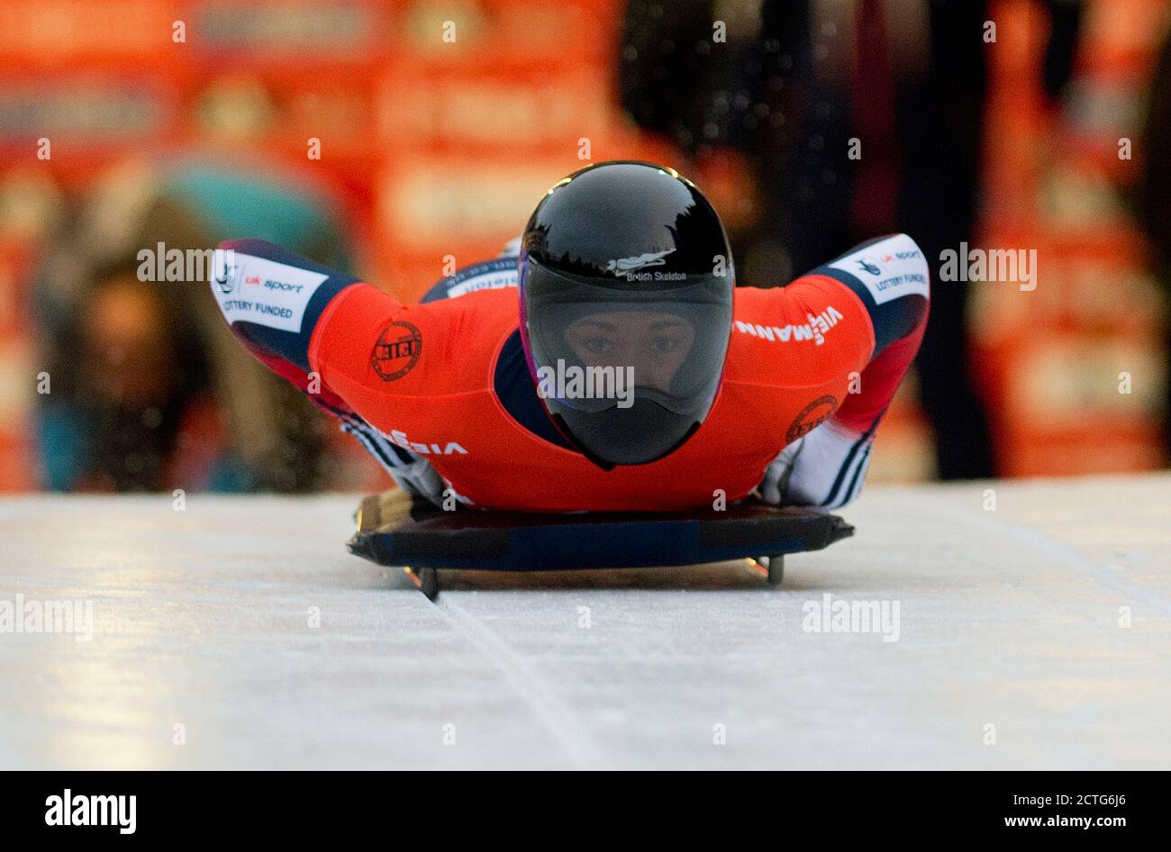LIZZY YARNOLD ON HER WAY TO VICTORY IN THE WORLD CUP SKELETON EVENT IN IGLS, AUSTRIA. Copyright Picture : © MARK PAIN / ALAMY Stock Photo