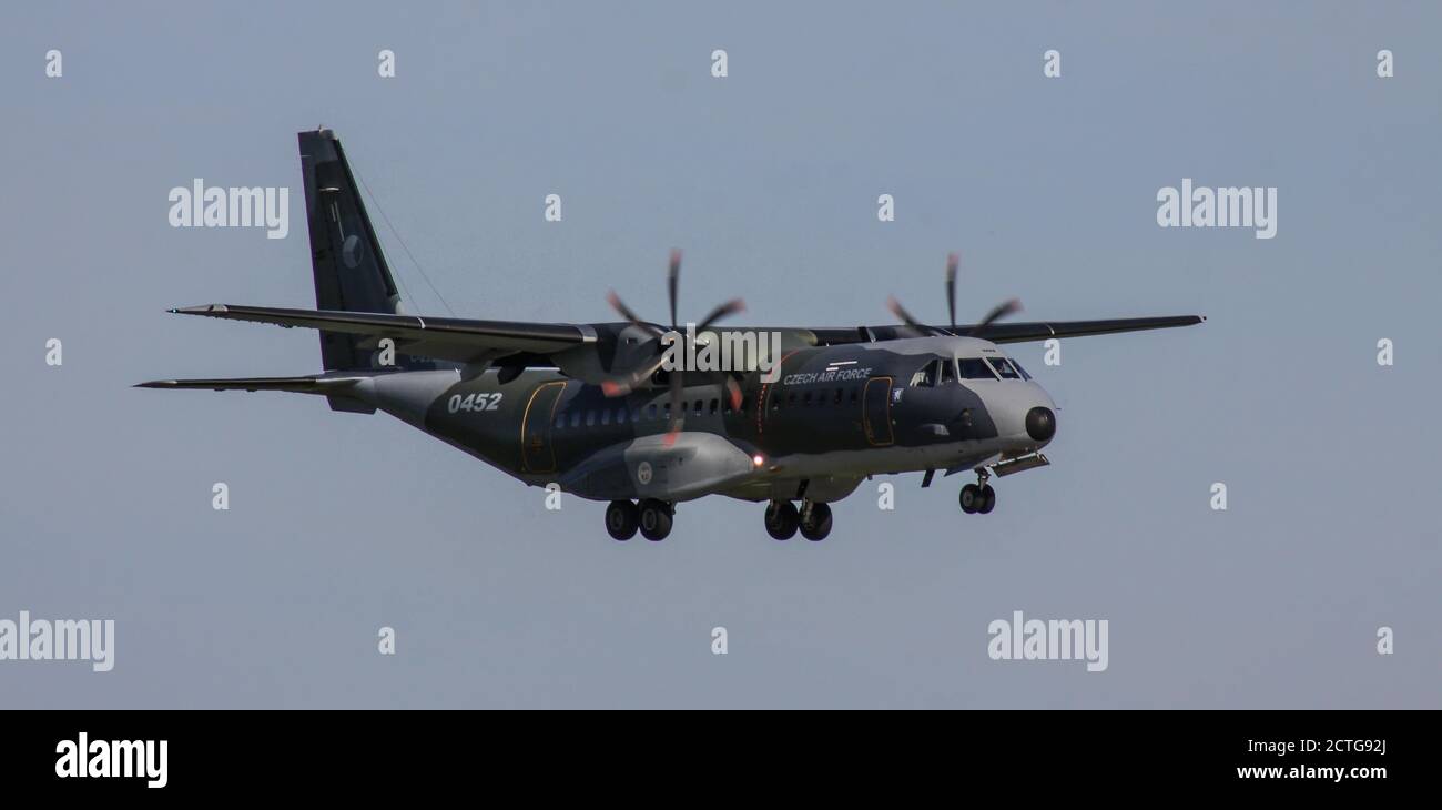 Tactical military transport aircraft hi-res stock photography and ...