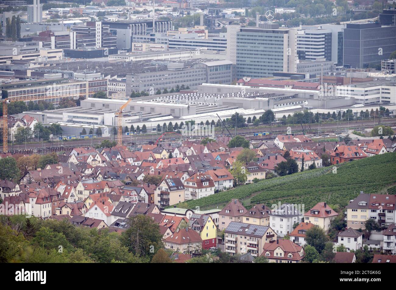 Headquarters Mercedes Benz Stuttgart High Resolution Stock Photography And Images Alamy