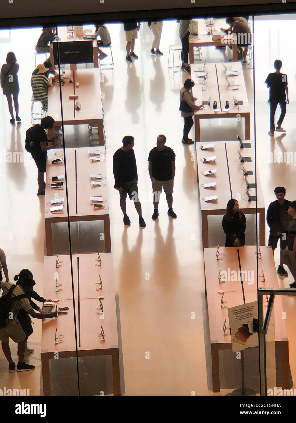 apple-store-icon-siam-shopping-centre-mall-bangkok-thailand-stock